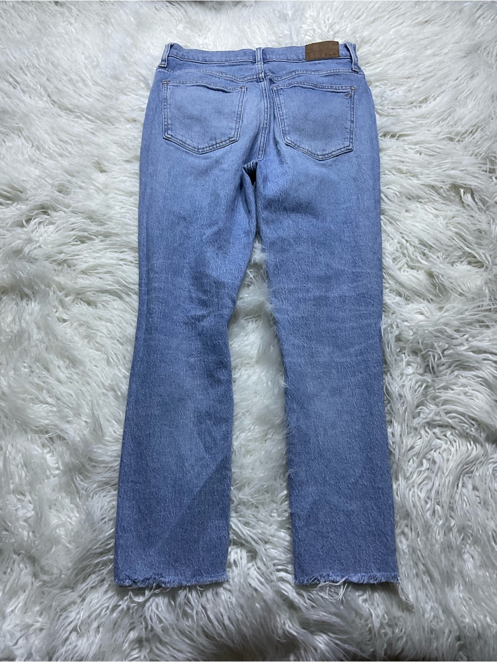 Madewell The Perfect Vintage Jean in Coney Wash: Destroyed Edition - Picture 6 of 6